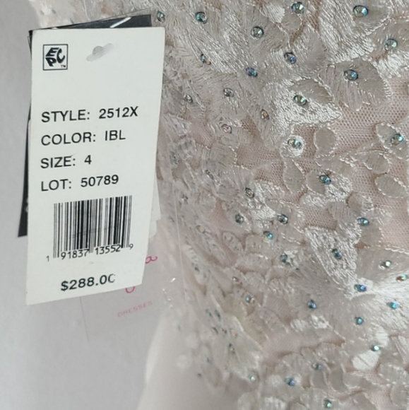 NWT Aqua Dress - Picture 2 of 6